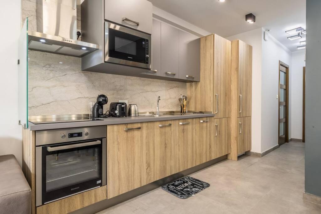 סליאמה Nocturnal Elegance Apartment By Solea מראה חיצוני תמונה