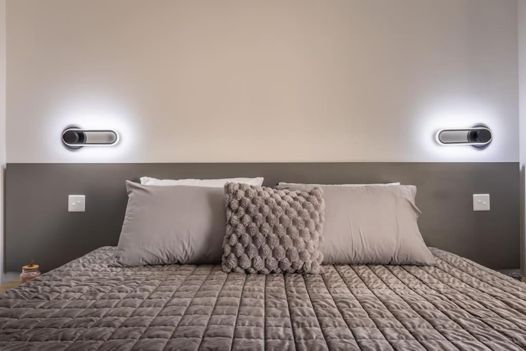 סליאמה Nocturnal Elegance Apartment By Solea מראה חיצוני תמונה